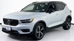 2022 Volvo XC40 T5 R-Design