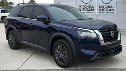 2022 Nissan Pathfinder SV