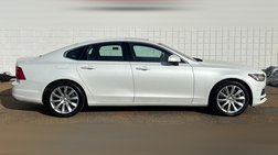 2017 Volvo S90 T6 Momentum