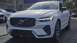 2024 Volvo XC60 B5 Plus Dark Theme