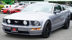 2006 Ford Mustang GT Deluxe