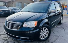 2012 Chrysler Town and Country Touring-L