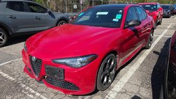2023 Alfa Romeo Giulia Estrema