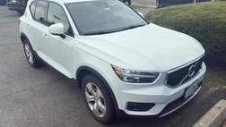 2021 Volvo XC40 T5 Momentum