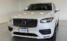 2020 Volvo XC90 T6 Momentum