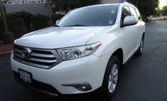2013 Toyota Highlander SE