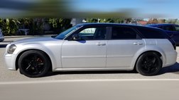 2006 Dodge Magnum SE