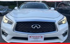 2018 Infiniti Q50 Luxe