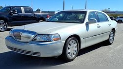 2005 Lincoln Town Car Signature Limited