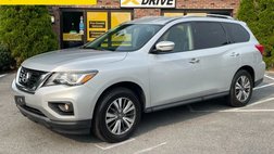 2017 Nissan Pathfinder SV