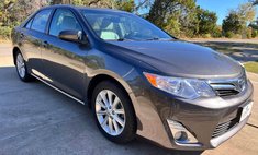 2013 Toyota Camry Hybrid LE