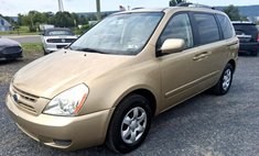 2010 Kia Sedona LX