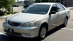 2005 Toyota Camry LE V6