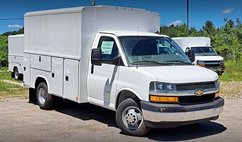 2025 Chevrolet Express 3500
