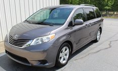 2015 Toyota Sienna LE