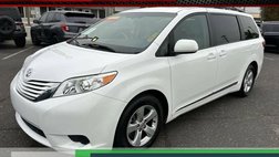 2017 Toyota Sienna LE