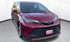 2021 Toyota Sienna LE 8-Passenger