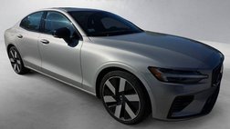 2023 Volvo S60 Recharge T8 Plus Dark Theme