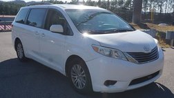 2014 Toyota Sienna XLE 7-Passenger Auto Access Seat