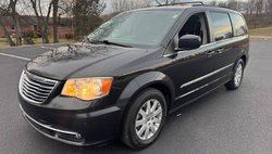 2016 Chrysler Town and Country Touring