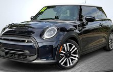 2022 MINI Hardtop Cooper SE