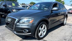 2012 Audi Q5 3.2 quattro Premium Plus