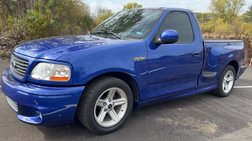 2004 Ford F-150 SVT LIGHTNING Base