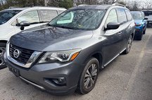 2018 Nissan Pathfinder SV