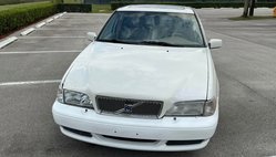 1999 Volvo S70 Base