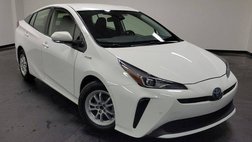 2022 Toyota Prius LE