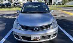 2011 Nissan Versa 1.8 S
