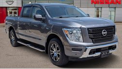 2023 Nissan Titan SV