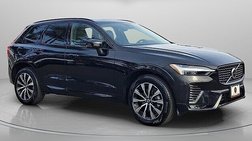 2025 Volvo XC60 B5 Core Dark Theme