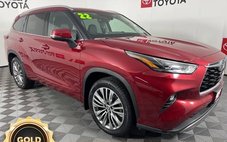 2022 Toyota Highlander Platinum