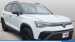 2025 Volkswagen Taos SE Black