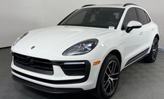 2024 Porsche Macan T