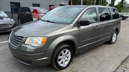 2010 Chrysler Town and Country LX