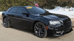 2023 Chrysler 300 S V8