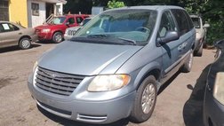 2006 Chrysler Town and Country Base