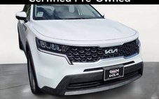 2022 Kia Sorento LX