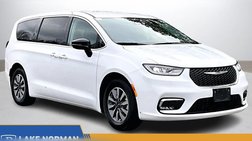 2024 Chrysler Pacifica Hybrid Select