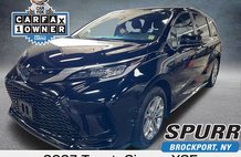 2023 Toyota Sienna XSE 7-Passenger