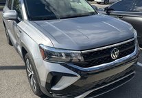 2023 Volkswagen Taos SE 4Motion