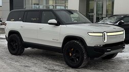 2023 Rivian R1S Adventure