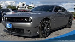 2017 Dodge Challenger 392 HEMI Scat Pack Shaker