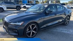 2024 Volvo S60 B5 Core Dark Theme