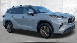 2023 Toyota Highlander Hybrid Bronze Edition