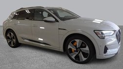 2022 Audi e-tron quattro Premium Plus