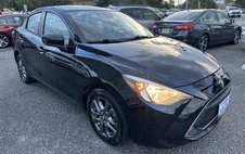 2019 Toyota Yaris LE