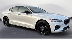 2024 Volvo S60 Recharge T8 Plus Black Edition